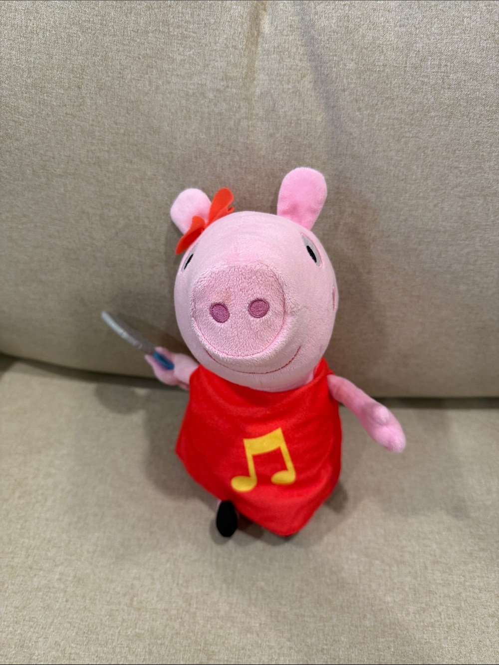 Peppa Pig Oink Along Singing Plush by Peppa Pig - Pink Body with Red Dress!
